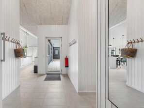 House | Interior - 5 Star Holiday Home in Glesborg (Glesborg)