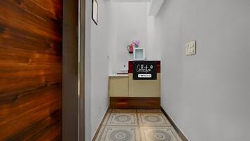 House | Reception