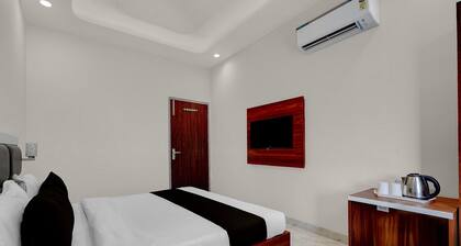 Collection O Kharar Bus Terminal