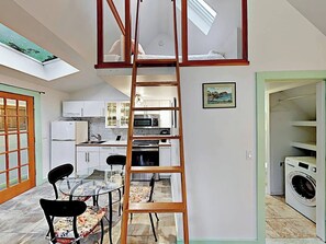 Interior - Precipice Studio w/Loft in the Heart of Bar Harbor (Bar Harbor)