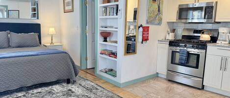 Fer et planche Ă repasser, Wi-Fi, literie fournie