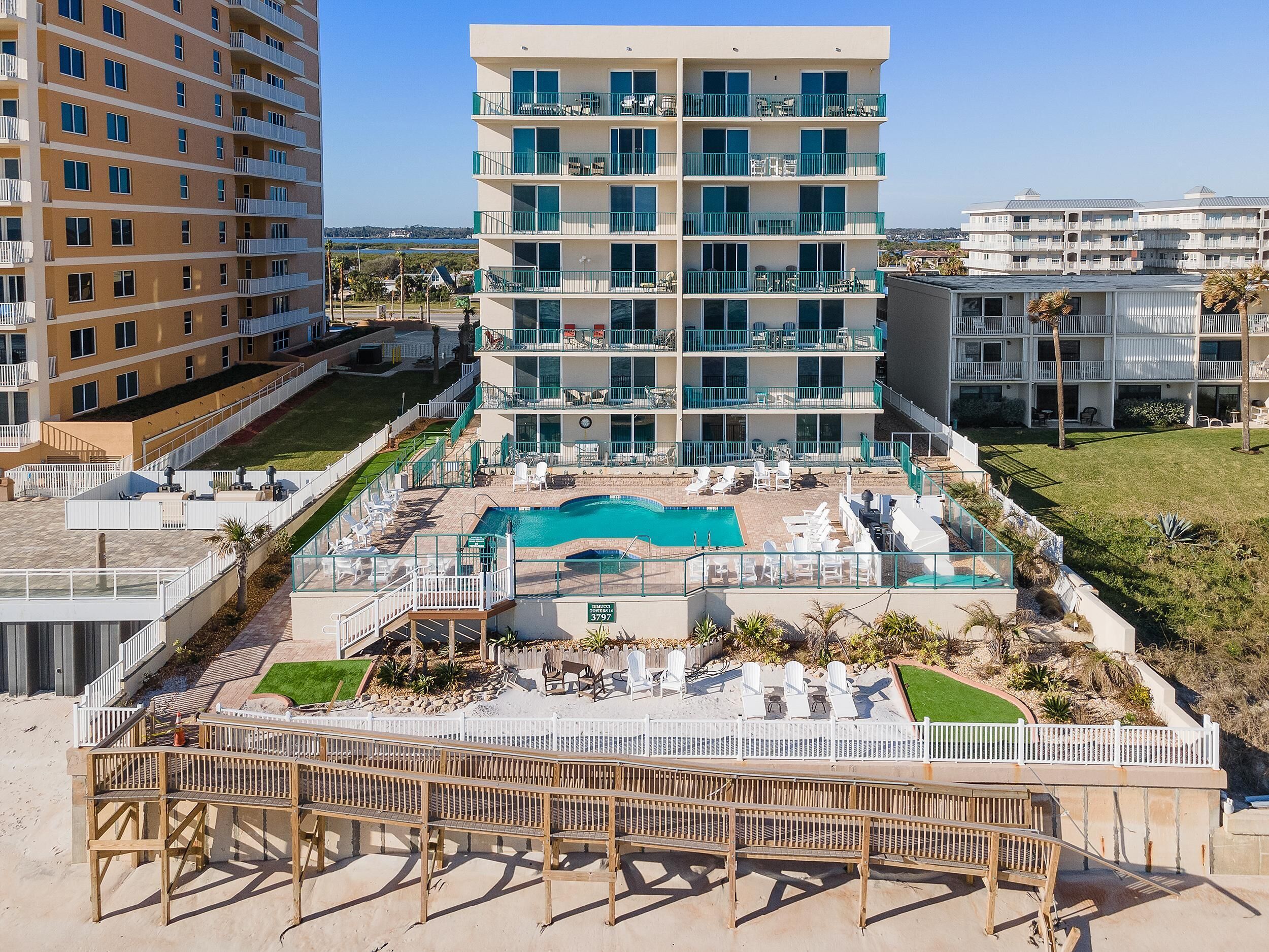 Condo, varias camas (DiMucci Tower 404) | Exterior