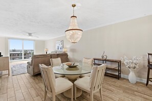 公寓式客房, 多张床 (DiMucci Tower 404) | 住宿内部