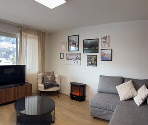 TV - Large Studio Haus Marmotta Leukerbad (Leukerbad)