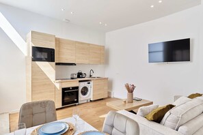 Apartment | Interior - Charming AC Apartment - Buttes Chaumont Park (Paris)