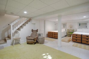 4 dormitoris, planxa i posts de planxar, wifi i roba de llit 