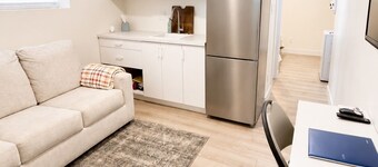 Walk to BYU Stadium - 1BR Guest House + Parking