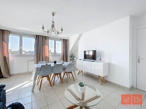 Dining - Apartment in the center of Wimereux, 300m from the beach. Pets allowed (Wimereux)