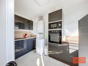Private kitchen - Apartment in the center of Wimereux, 300m from the beach. Pets allowed (Wimereux)