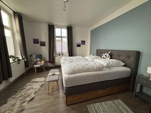 Free WiFi, bed sheets - NEW! Vacation apartment Zwei Linden (Hagen im Bremischen)