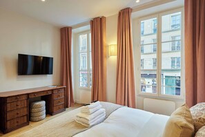 Apartment - Sublim new Triplex on Place des Vosges (Paris)
