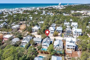 Exterior - 4 BR/4 Ba Close to Beach w/ private pool & free golf cart. Spring Break Specials (Santa Rosa Beach)