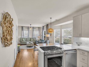 Fridge, microwave, oven, stovetop - 4 BR/4 Ba Close to Beach w/ private pool & free golf cart. Spring Break Specials (Santa Rosa Beach)