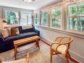 Smart TV, fireplace, books - Vermont Escape in Ludlow Village - Okemo (Ludlow)
