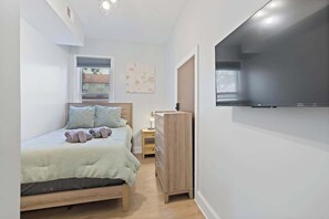 3 Schlafzimmer, Bügeleisen/Bügelbrett, Reisekinderbett, WLAN