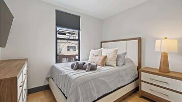 3 habitaciones, tabla de planchar con plancha, cuna de viaje y wifi