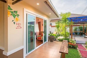 Terrace/patio - Ao Nang Sweet Pool Villa (Krabi)