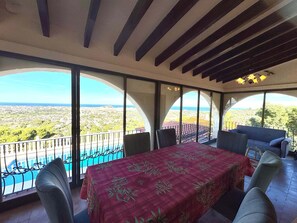 Dining - Wonderful holiday villa with breathtaking sea view (Dénia)