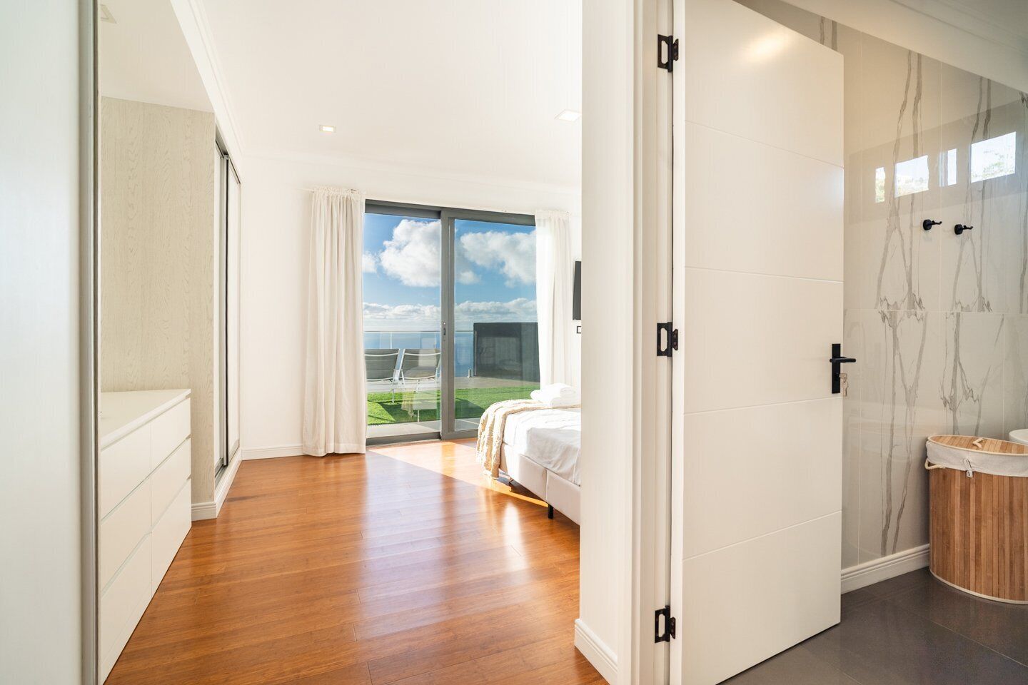 Desk, iron/ironing board, internet, bed sheets