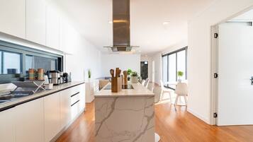 Fridge, microwave, oven, dishwasher