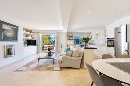 Interior. Holiday Home 'Beautiful 4 bedroom Townhouse' with Shared Pool, Wi-Fi and Air Conditioning