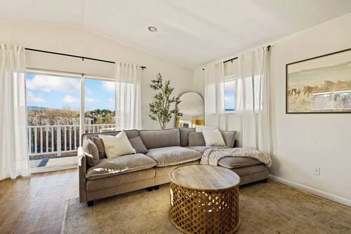 Stay Hacienda - 2br 1B Modern Farmhouse Style in Wine Country