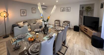 Cottage in the heart of Allier, pets allowed, WiFi and air conditioning