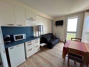 TV - Beachfront T2 Apartment for 3 people (Argelès-sur-Mer)