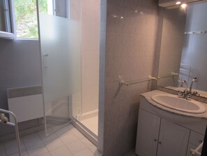 Bathroom - Quiet house near beaches in L'Aiguillon (L'Aiguillon-sur-Mer)
