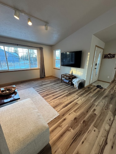 Soldotna Home Close to World-Class Fishing