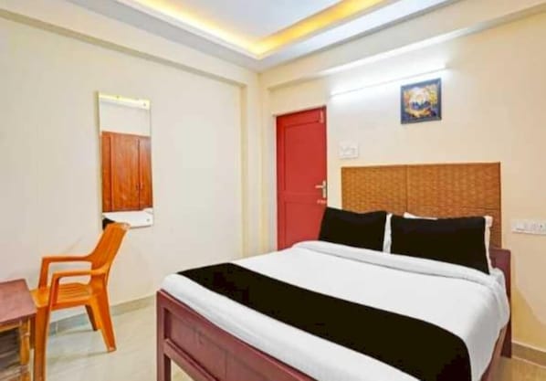 1 bedroom - Collection O Technopark Phase 1 Formerly Snehalayam (Thiruvananthapuram)