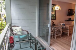 Condo, 1 Double Bed with Sofa bed (Kona Islander Inn#228) | Interior - Kona Islander Inn#228 (Kailua-Kona)