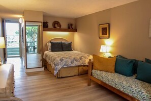 Condo, 1 Double Bed with Sofa bed (Kona Islander Inn#228) | 1 bedroom - Kona Islander Inn#228 (Kailua-Kona)
