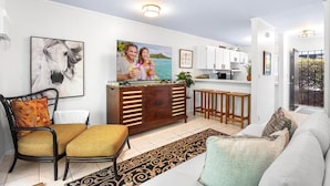 Lejlighed - 1 kingsize-seng (Kona Shores#113: Ground Floor, Remode) | Opholdsområde