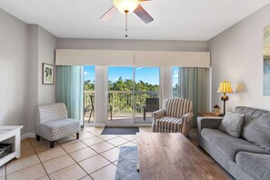 Televisión y oficina 