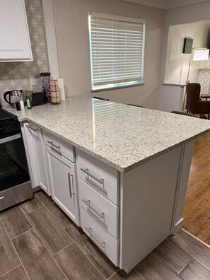 Private kitchen - Work-Friendly 2BR Retreat (El Paso)