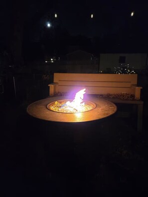 Property grounds - Balcony living at its best- enjoy the Metro and relax in comfort! OG for 4 + (Saint Paul)