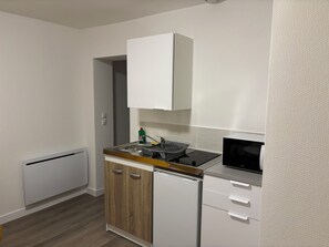 Private kitchen - Accommodation facing the sea and close to all amenities (Batz-sur-Mer)