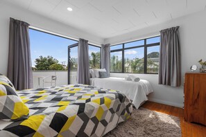 2 chambres, fer et planche à repasser, Wi-Fi, draps fournis