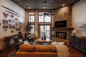 TV, fireplace - Luxury Private Mountain Retreat · Hot Tub · Views (Epworth)