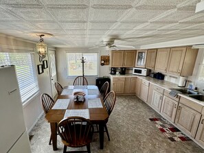 Dining - Charming 2-Bedroom Retreat in Curtis, Michigan (Germfask)
