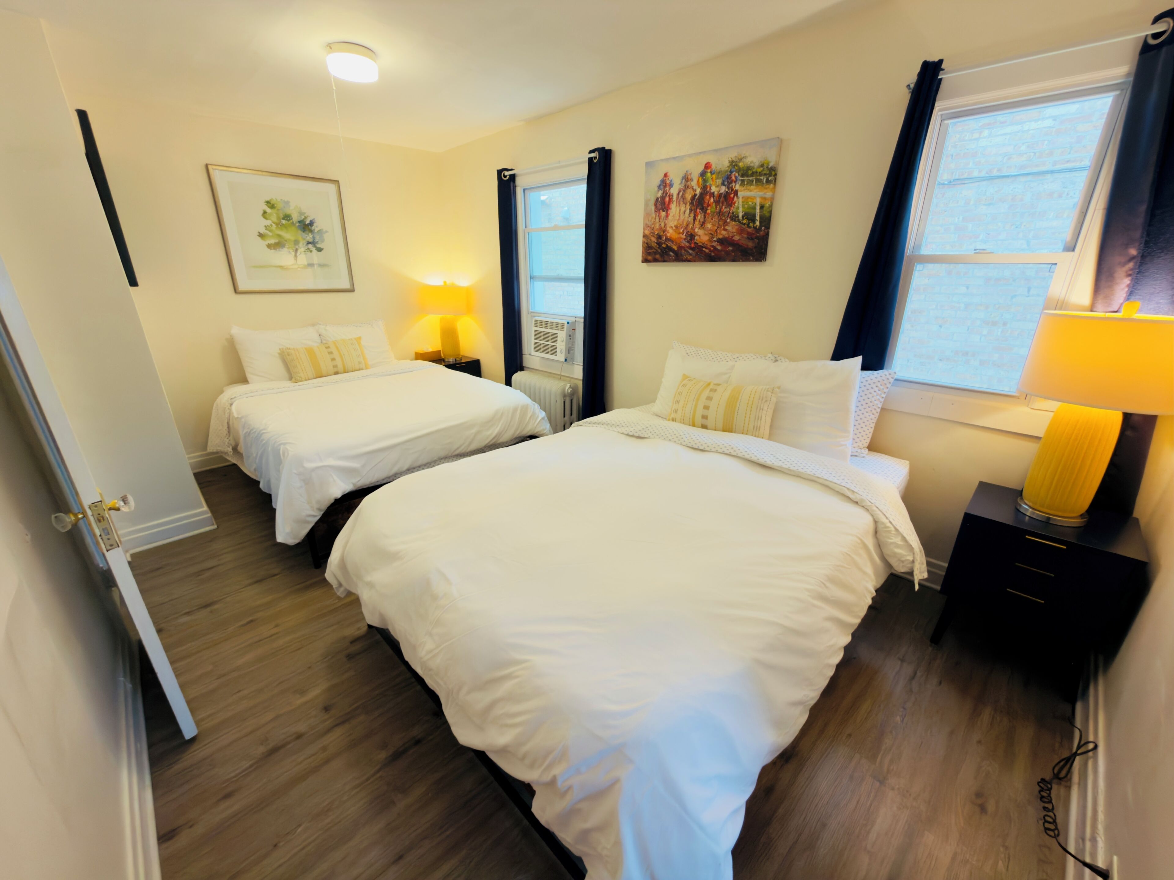 2 bedrooms, desk, iron/ironing board, travel crib