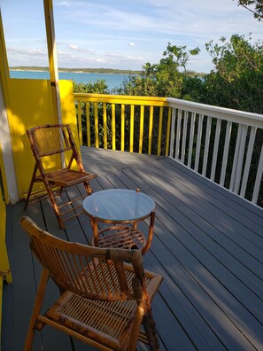 Property grounds - Bed and Beach - Newly Renovated Studio on the Beach near February Point Exuma (George Town)