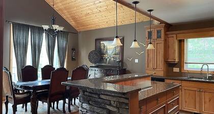 Cabin 240 - Dog friendly