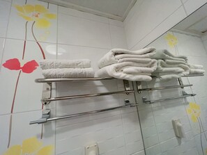 Economy Double Room, City View | Bathroom - Sinchon Whouse (Seoul)