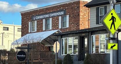 Cozy 2-bedroom 2-bath condo in Camp Hill 30 minutes to Hershey