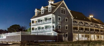  Awesome Ocean Front Vacation Condo on the Cape in MA