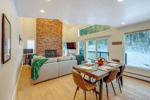 Dining - 5 Mi to Vail Ski Resort! Cozy Condo w/ Mtn Views (Vail)
