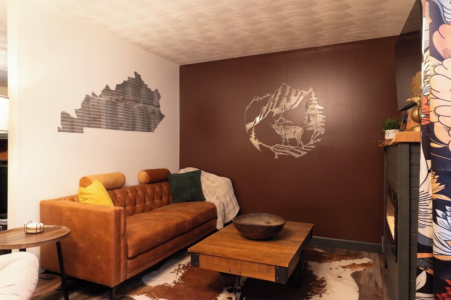 Télévision, cheminée