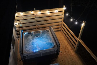 The Mountain Magnolia *Hot tub on private deck*